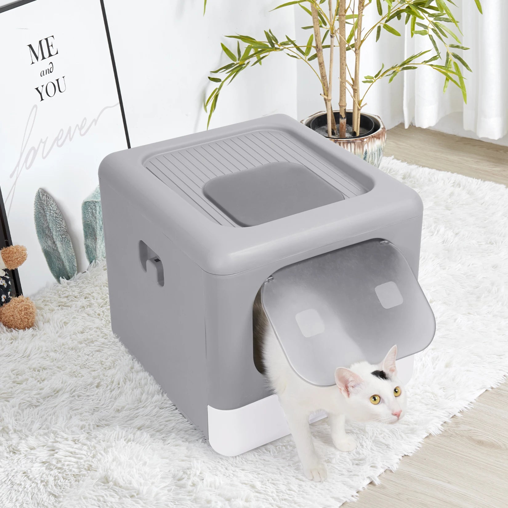 Modern Enclosed Cat Litter Box with Odour Control